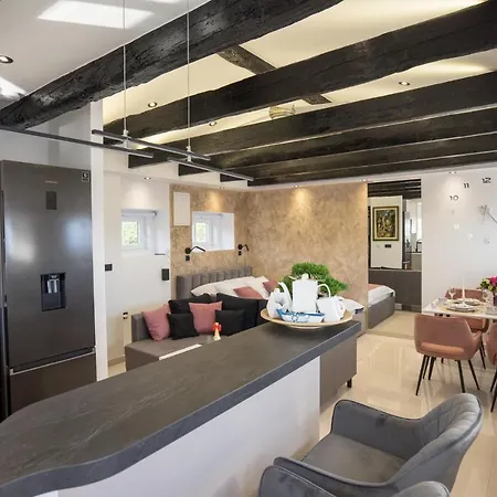 Apartment Lenox Rijeka