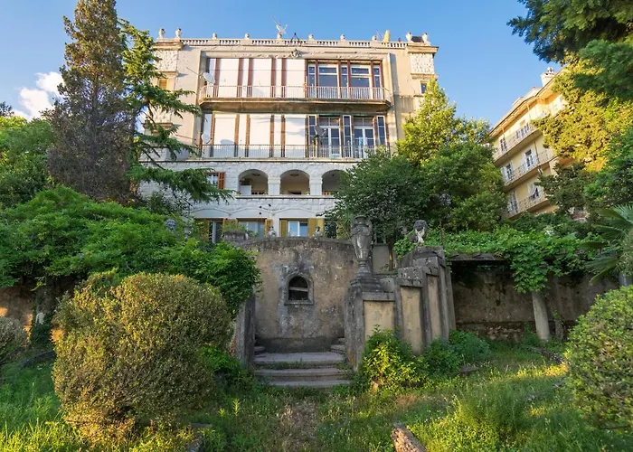 Apartment Lenox Rijeka